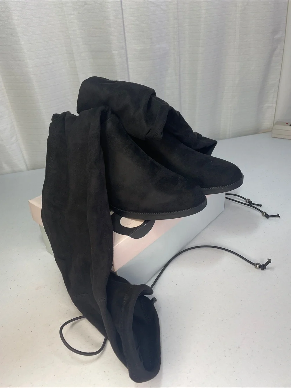 SO Black Over-the-Knee Suede Boots